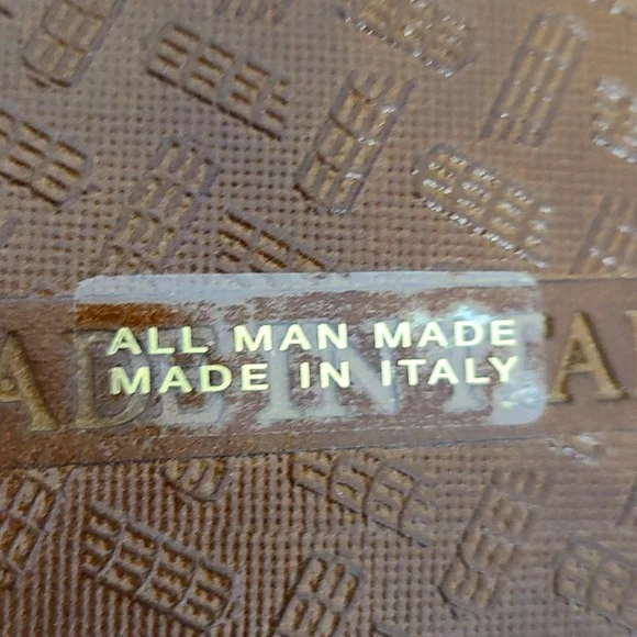 NWT Italian Shoemaker Strap Sandal with small Heel SZ 6 Salmon and Silver - Picture 9 of 11